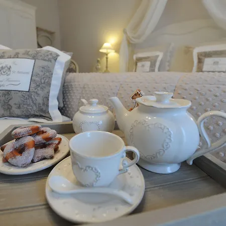 La Garconniere-suite In Centro Салерно